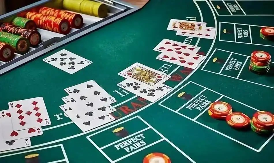 Panel catatan transaksi untuk akun dewasa